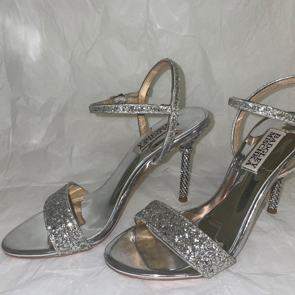 Badgley Mischka Olympia heeled sandal Size 5